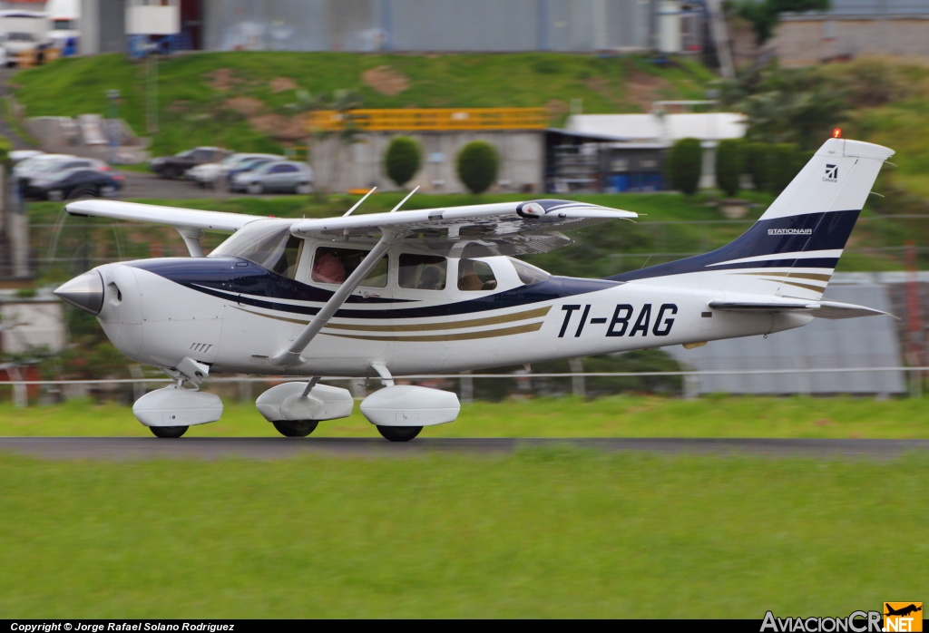 TI-BAG - Cessna 206H - Desconocida