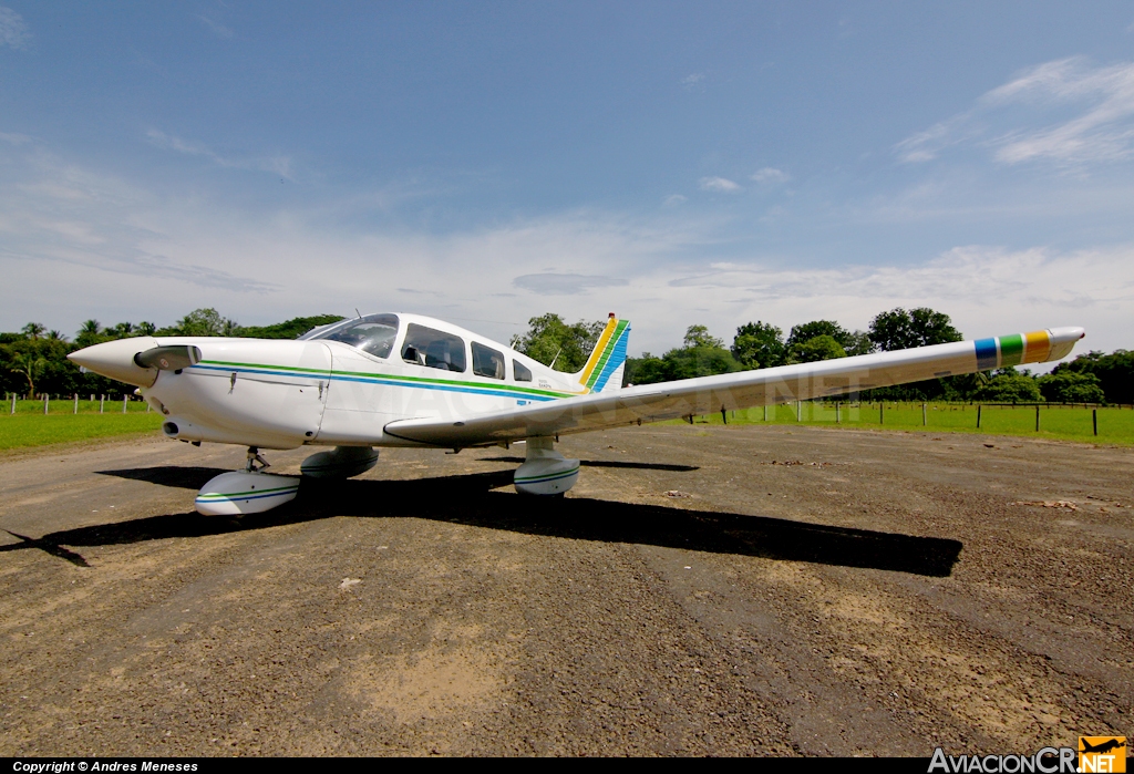 TI-AOJ - Piper PA-28-236 Dakota - Privado