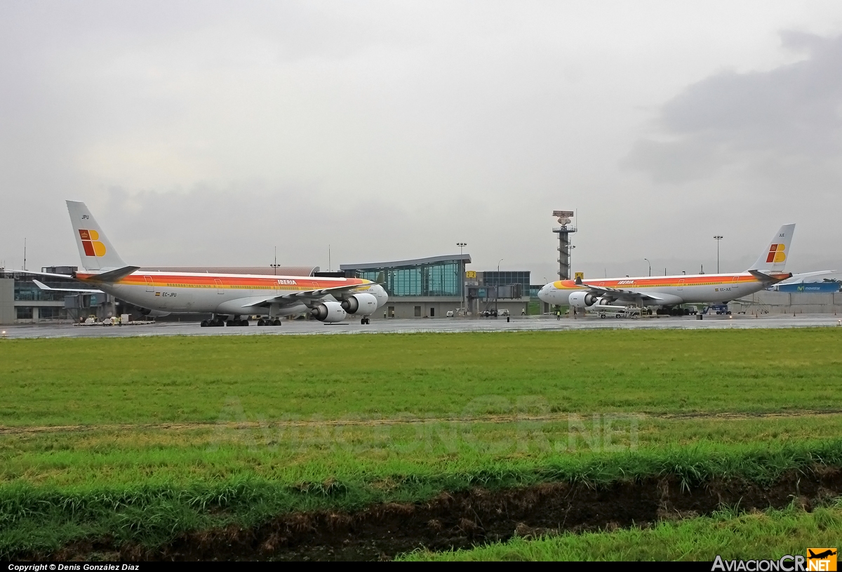 EC-JPU - Airbus A340-642 - Iberia