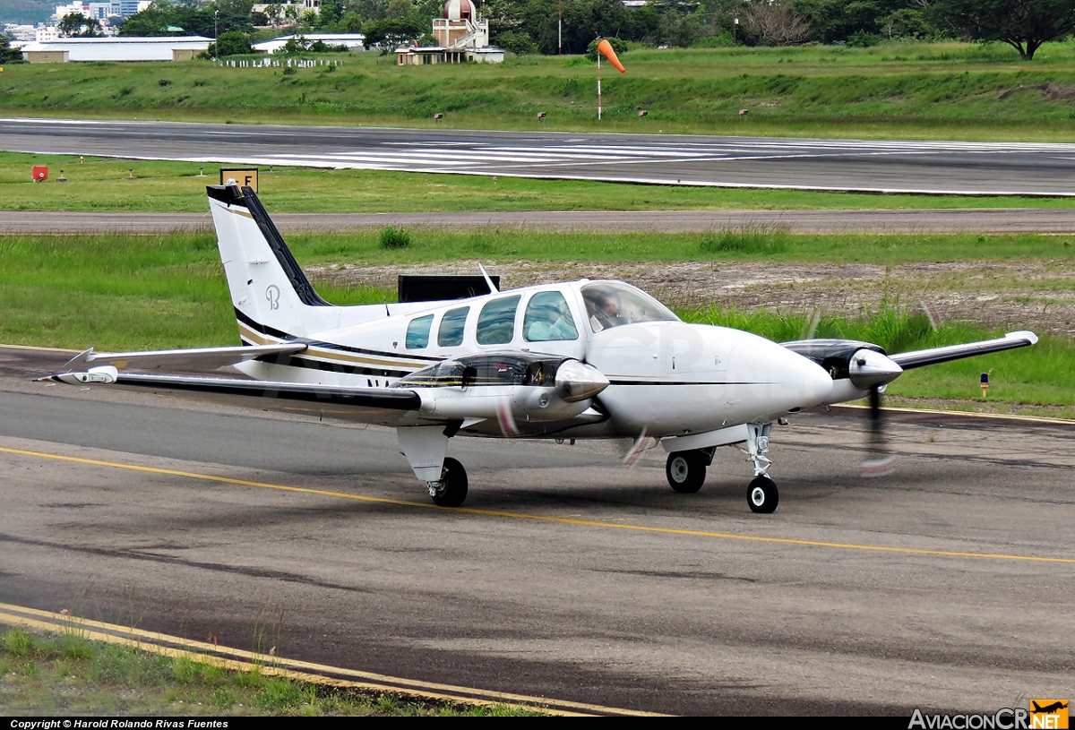 N41EG -  Beech 58TC Baron - Privado