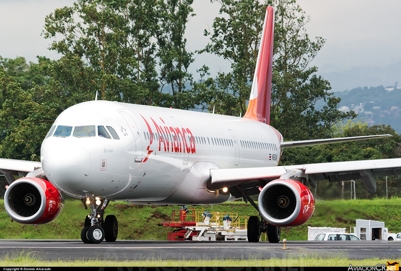 N693AV - Airbus A321-231 - Avianca