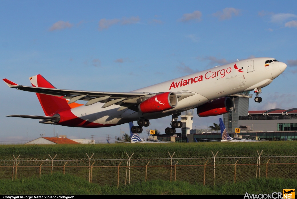 N332QT - Airbus 330-243F - Avianca Cargo