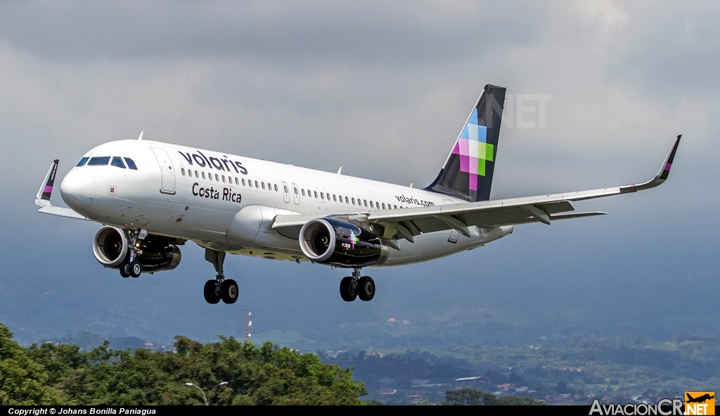 N526VL - Airbus A320-233 - Volaris
