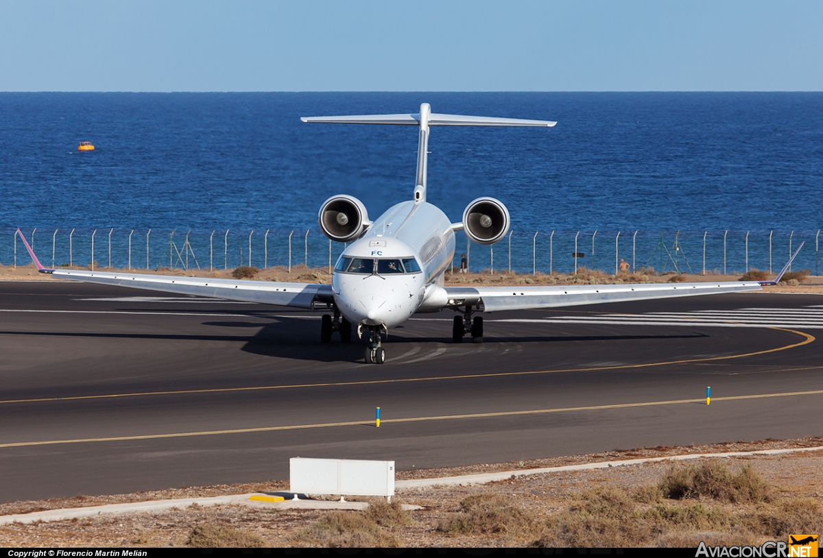 EC-MFC - Canadair CL-600-2D24 Regional Jet CRJ-900 - Binter Canarias (Air Nostrum)