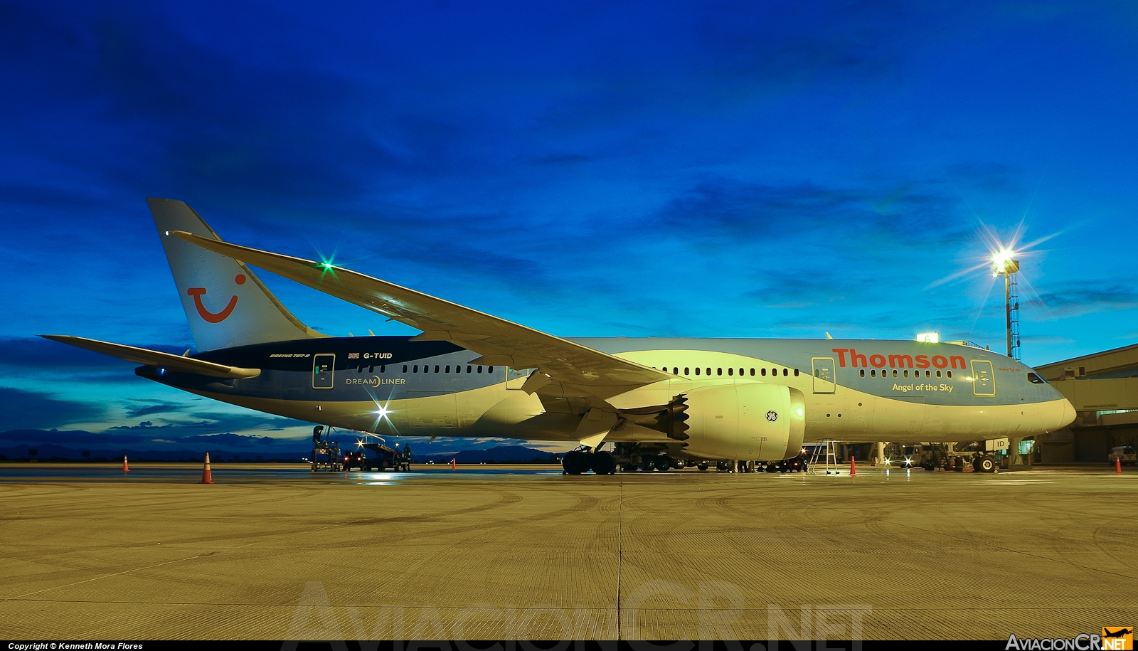 G-TUID - Boeing 787-8 (Dreamliner) - Thomsonfly