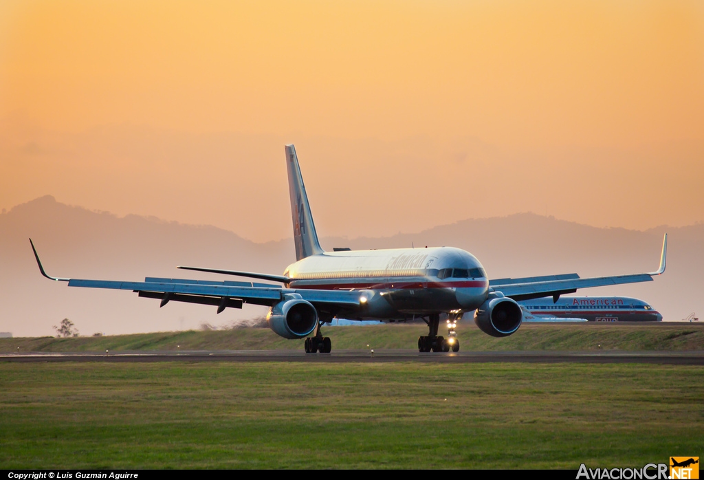 N638AA - Boeing 757-223 - American Airlines