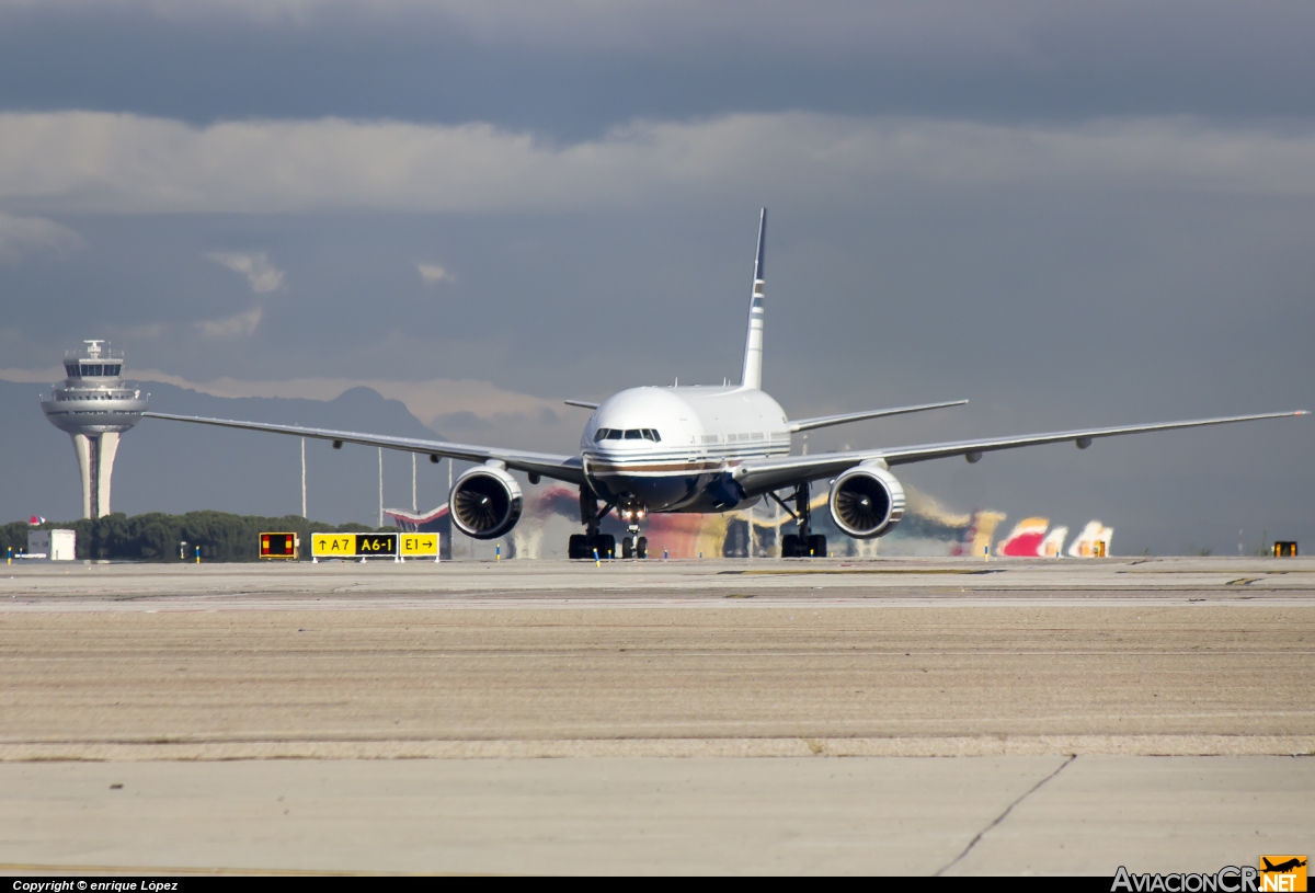 EC-MIA - Boeing 777-200/ER (Genérico) - Privilege Style