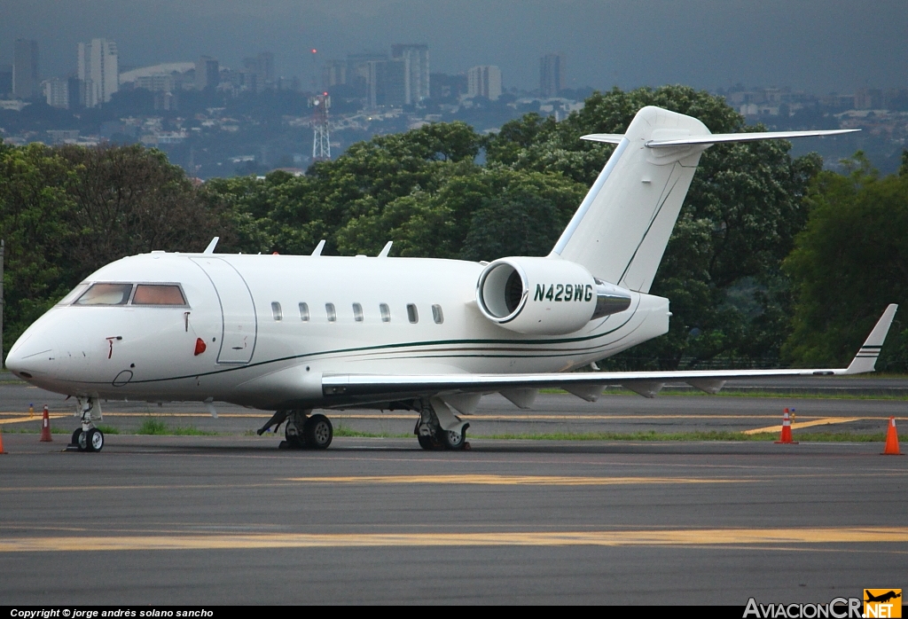 N429WG - Canadair CL-600-2B16 Challenger 601-3A - Privado