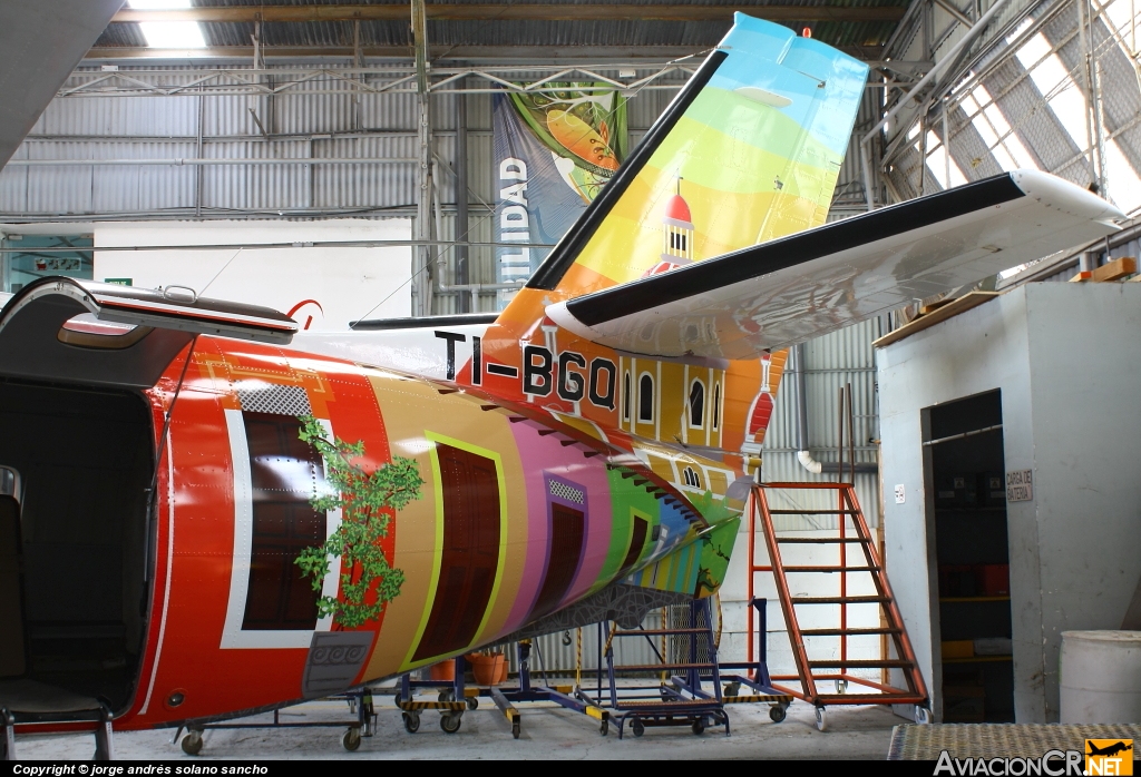 TI-BGQ - Let L-410UVP-E Turbolet - Nature Air