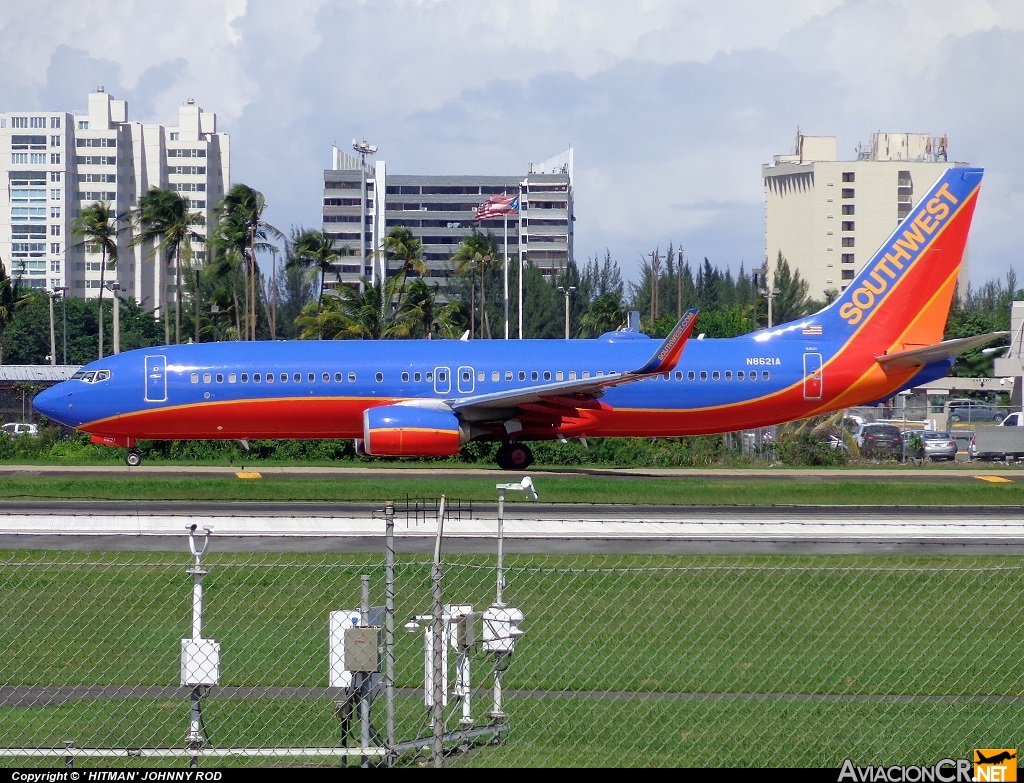 N8621A - Boeing 737-8H4 - Southwest Airlines
