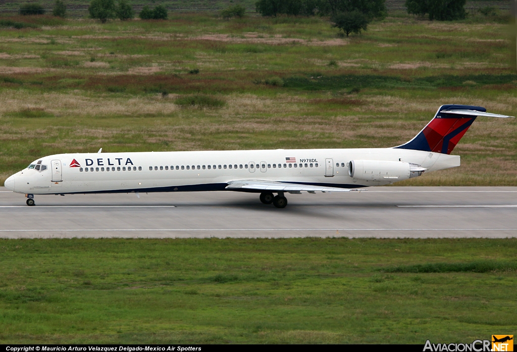N978DL - McDonnell Douglas MD-88 - Delta Airlines