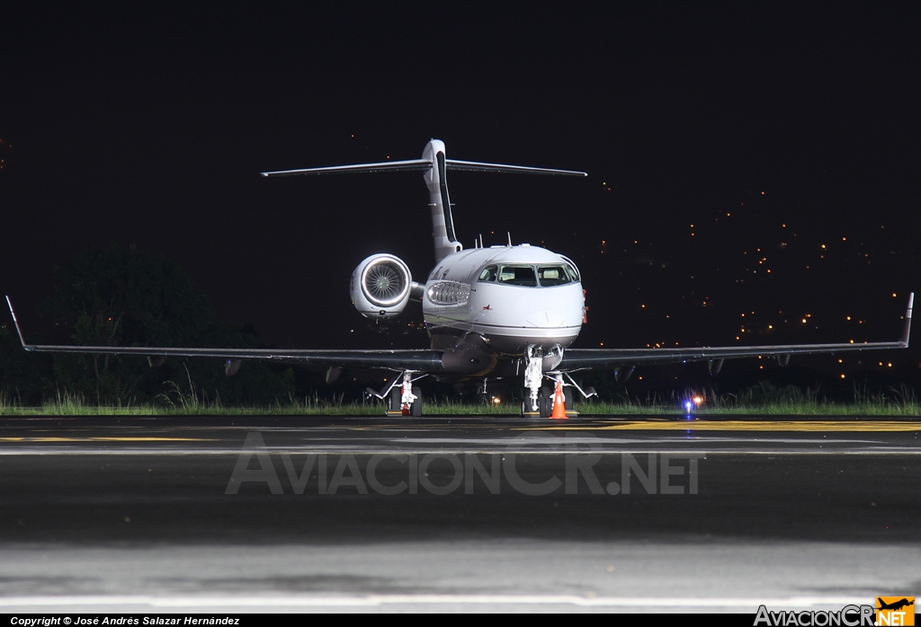 N197JS - Bombardier BD-100-1A10 Challenger 300 - Privado