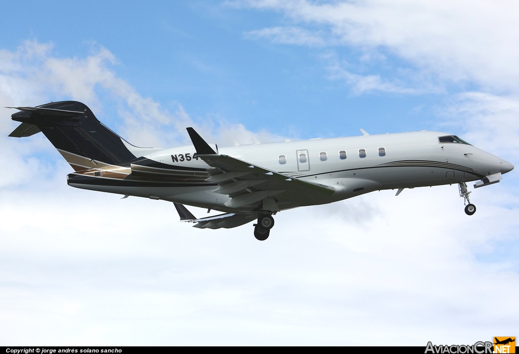 N354WG - Bombardier BD-100-1A10 Challenger 300 - Privado