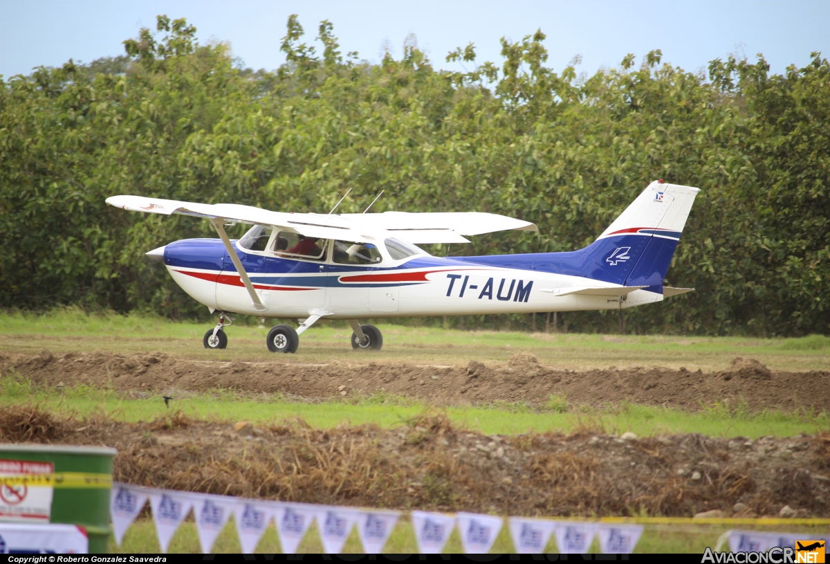 TI-AUM - Cessna 172M Skyhawk II - Privado