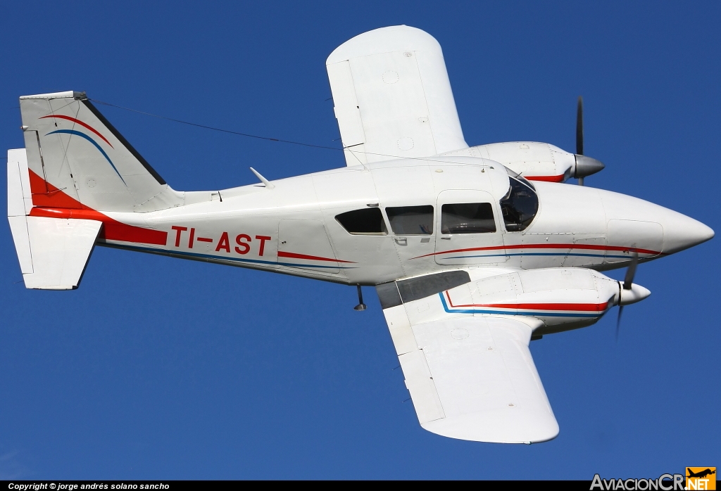 TI-AST - Piper PA-23-250 Aztec E - Aviones Taxi Aéreo S.A (ATASA)