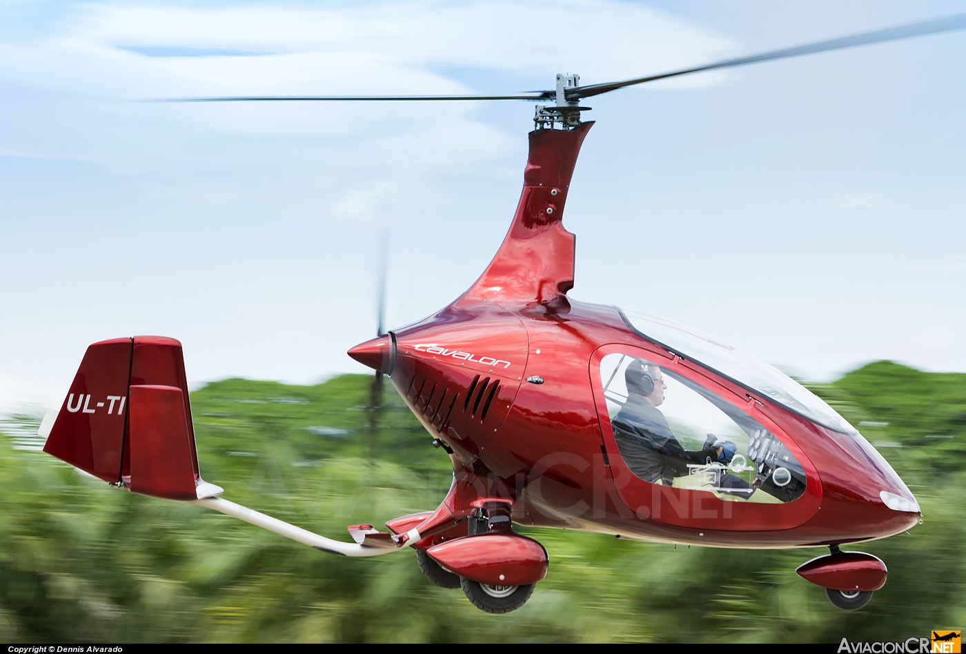 ULTI-086 - AutoGyro cavalon - Privado