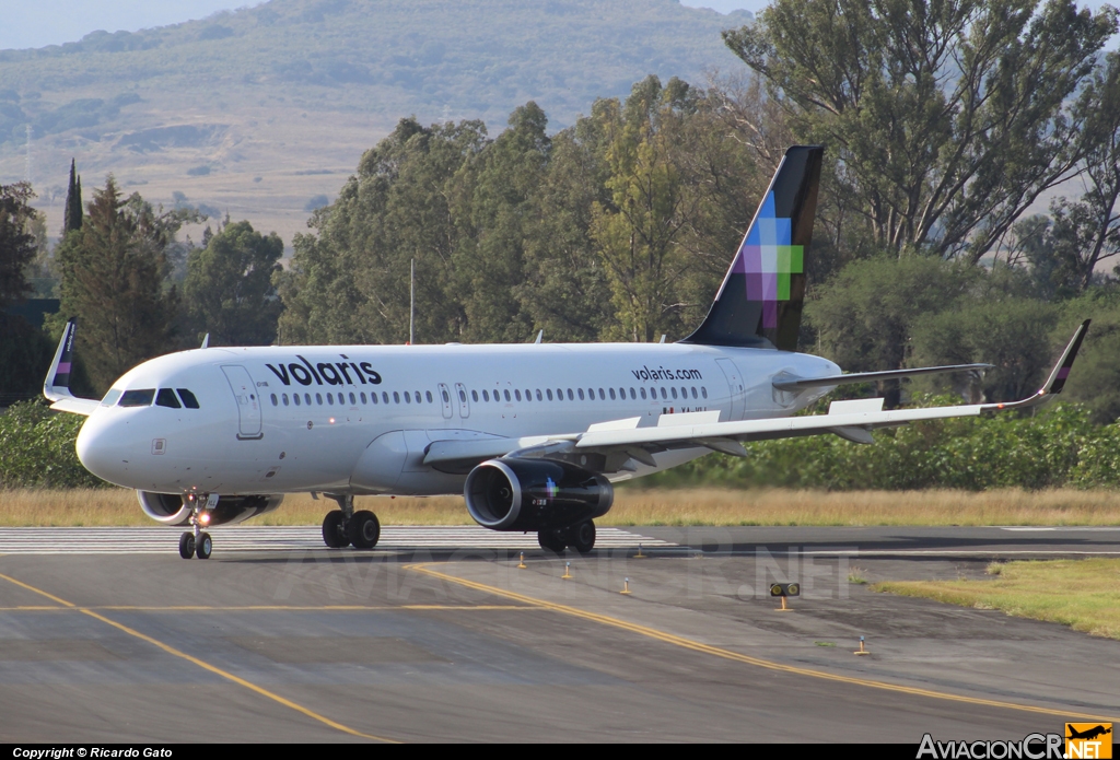 XA-VLL - Airbus A320-233 - Volaris