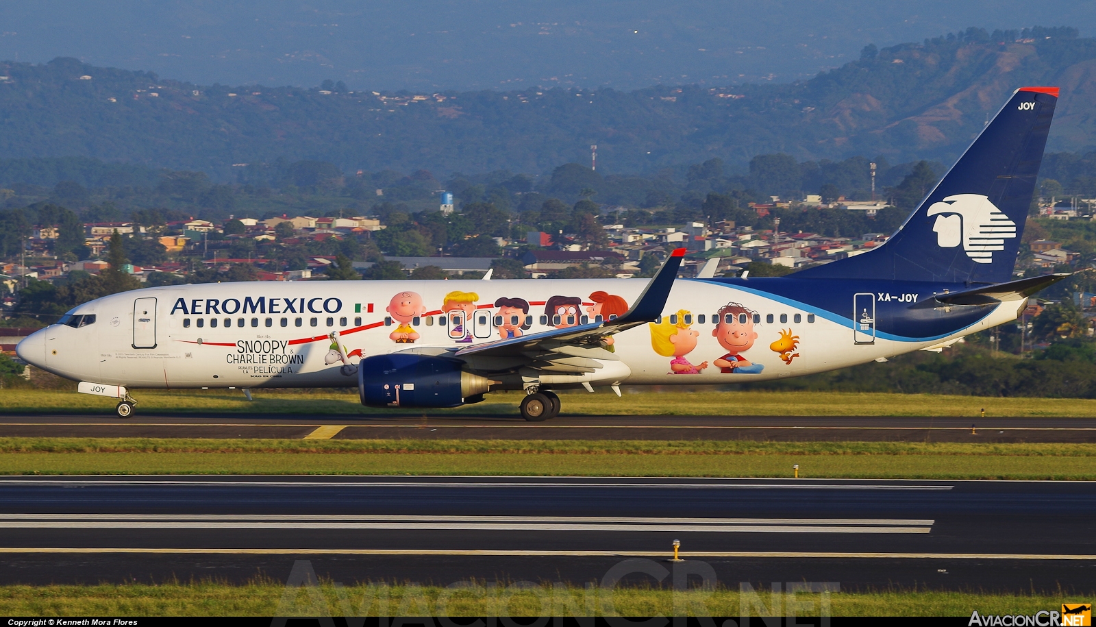 XA-JOY - Boeing 737-852 - Aeromexico