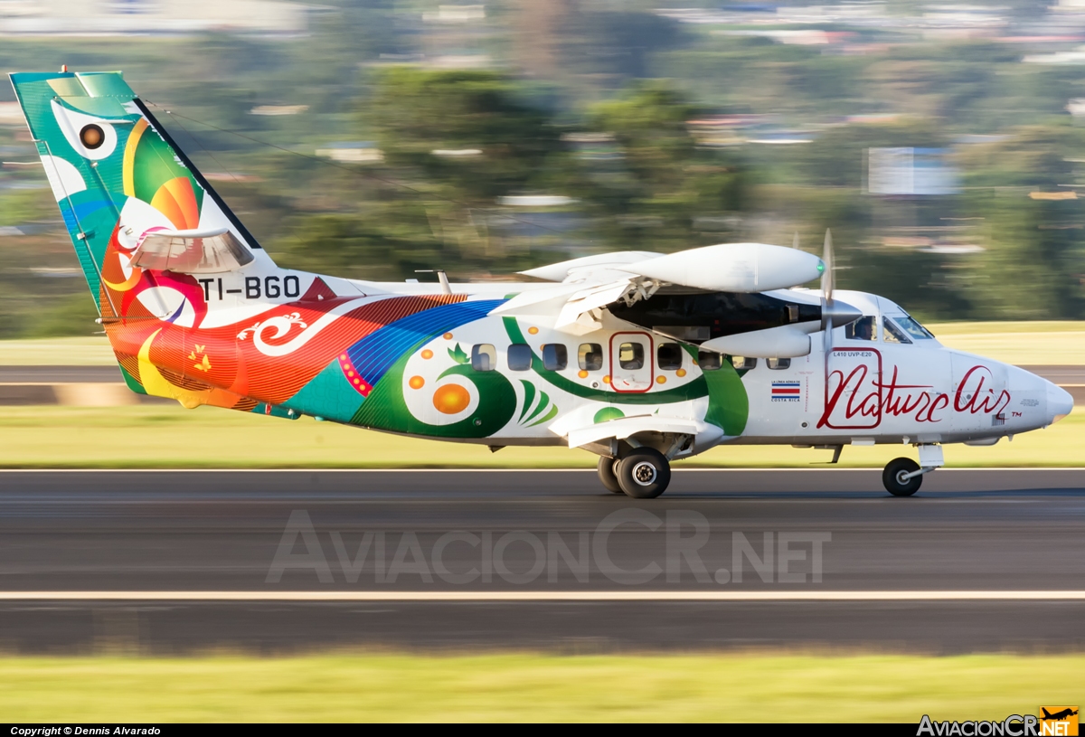 TI-BGO - Let L-410UVP-E20 Turbolet - Nature Air