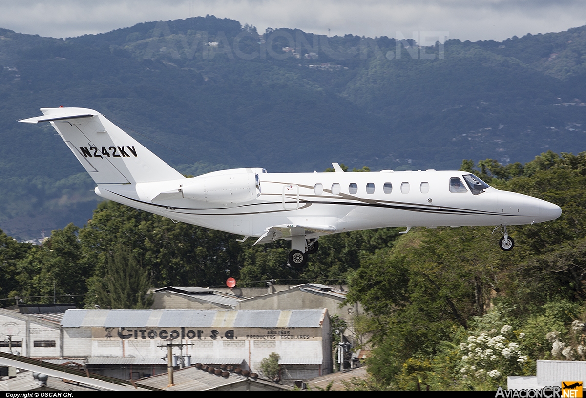 N242KV - Cessna 525B CitationJet 3 - Privado