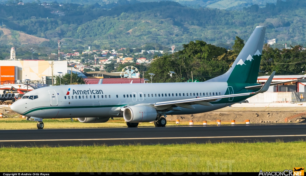 N916NN - Boeing 737-823 - American Airlines