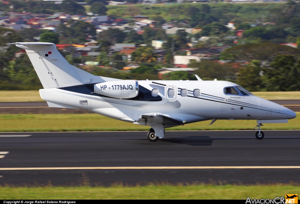 HP-1779AJQ - Embraer Phenom 100 - Privado
