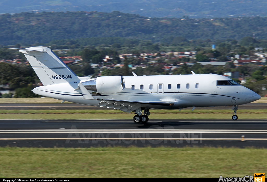 N605JM - Bombardier CL-600-2B16 Challenger 605 - Privado