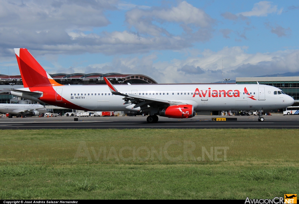 N697AV - Airbus A321-231 - Avianca