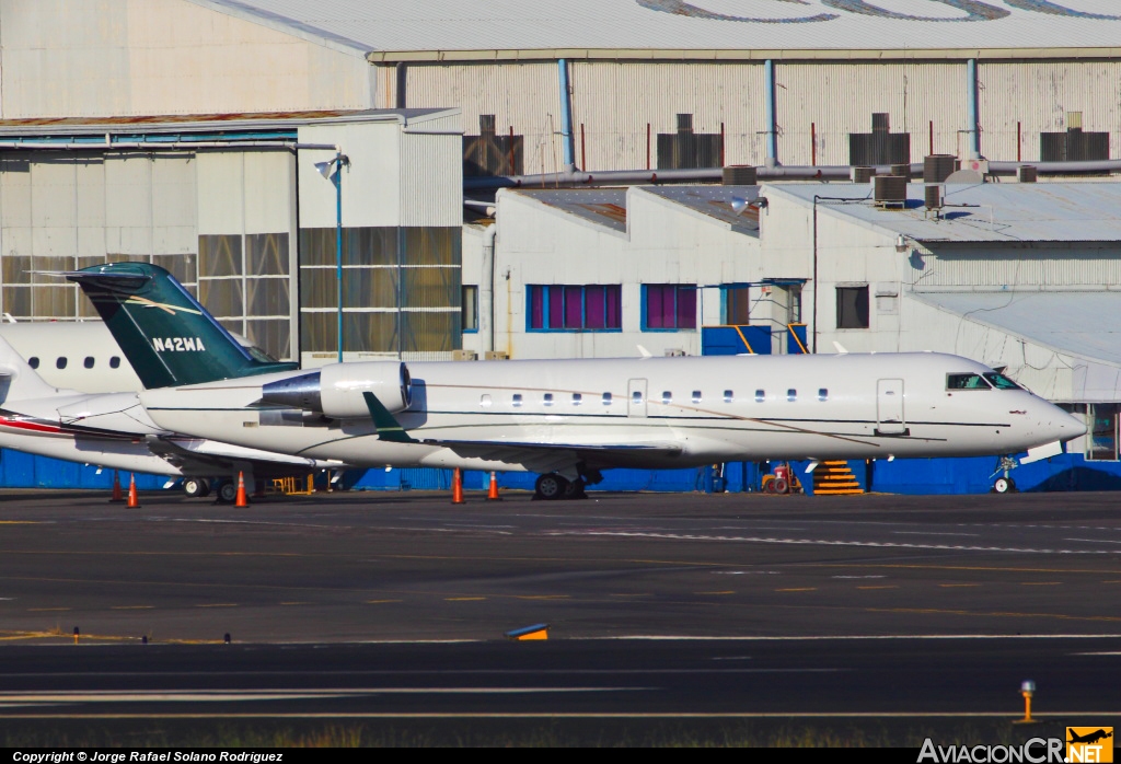 N42WA - Canadair CL-600-2B19 Regional Jet CRJ-200BLR - Privado