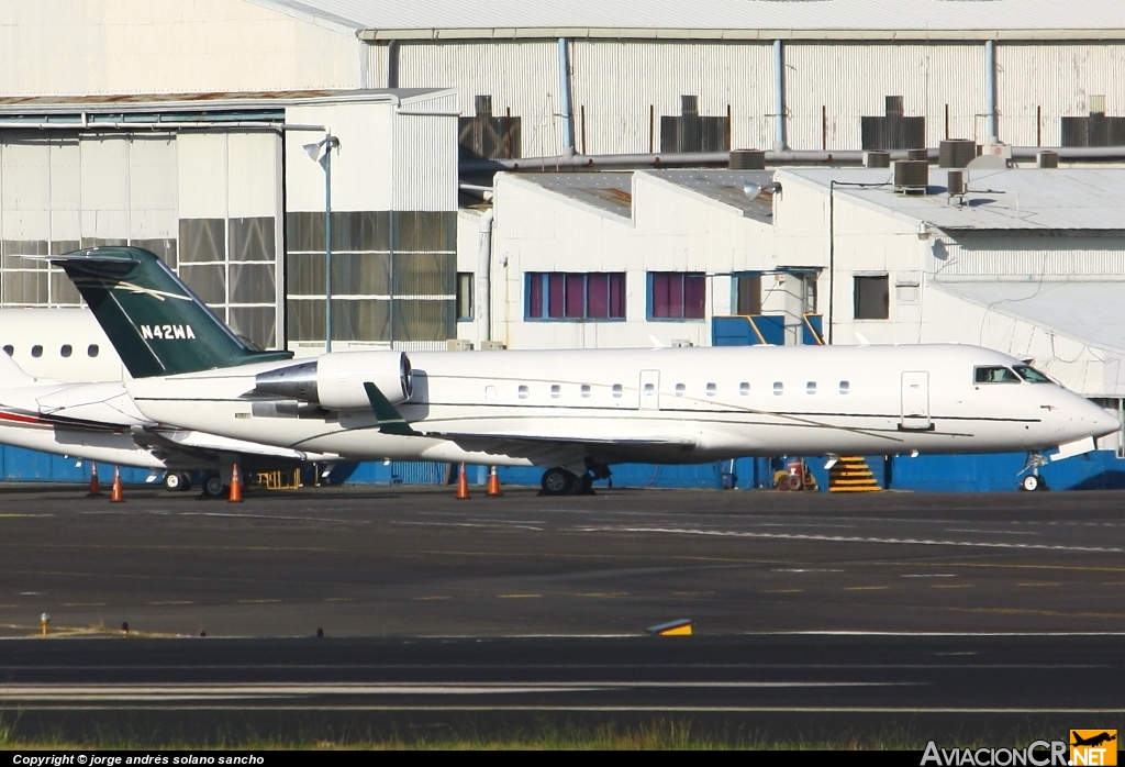 N42WA - Canadair CRJ-100LR	 - Privado