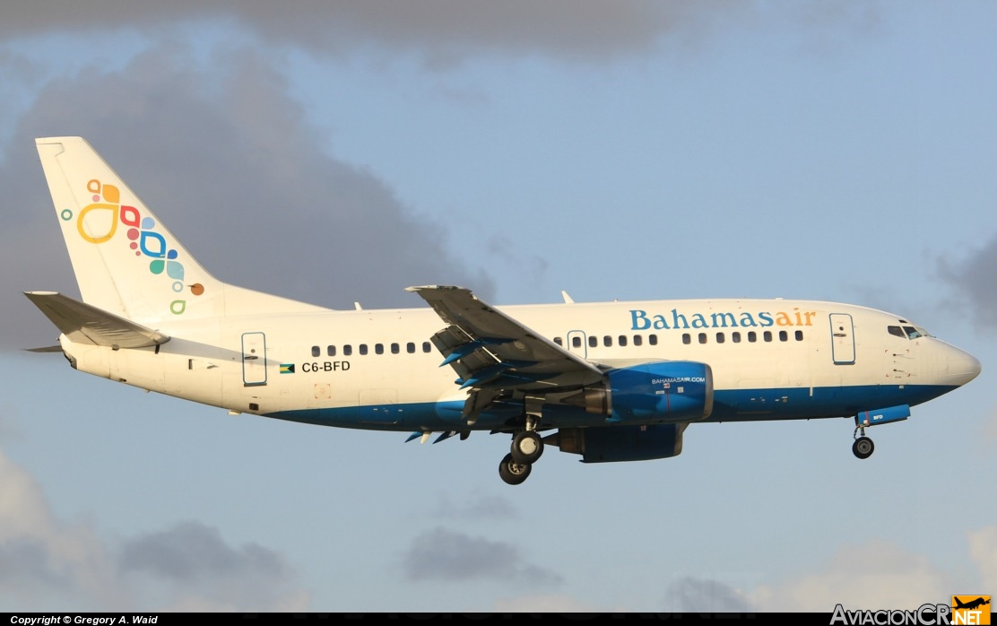 C6-BFD - Boeing 737-5H6 - Bahamasair