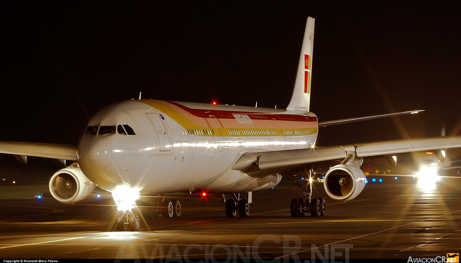 EC-GHX - Airbus A340-313X - Iberia