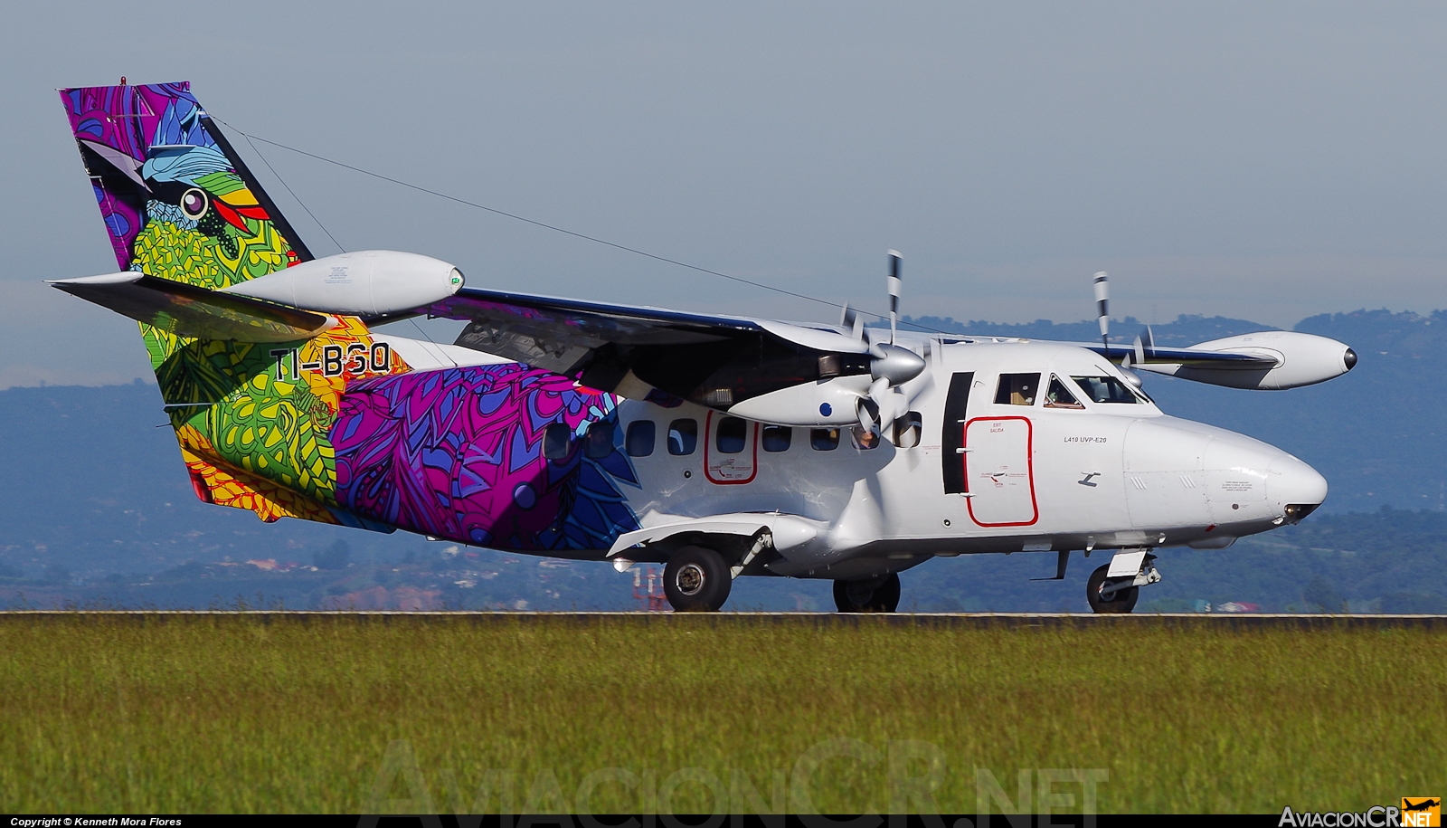 TI-BGQ - Let L-410UVP-E20 Turbolet - Nature Air