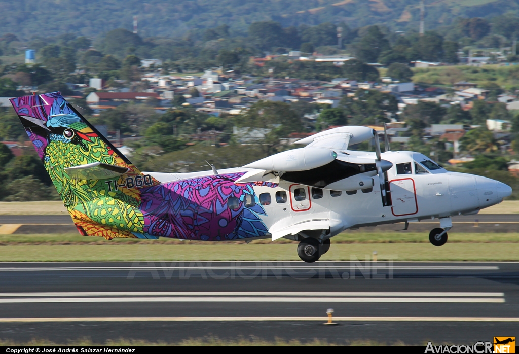 TI-BGQ - Let L-410UVP-E20 Turbolet - Nature Air