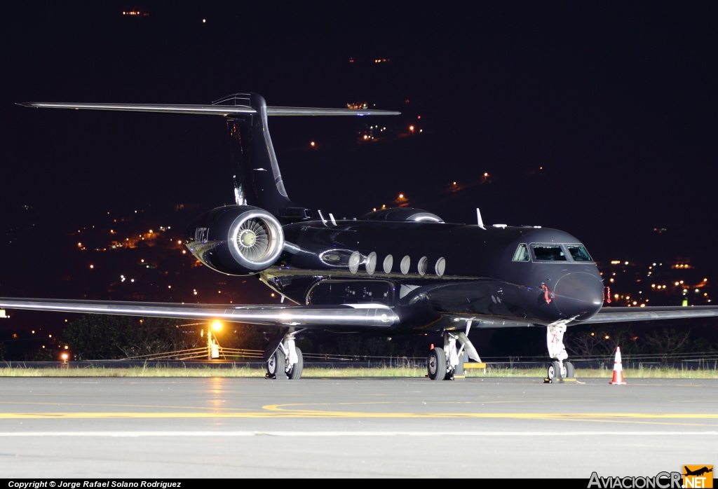 N17FJ - Gulfstream Aerospace G-V-SP Gulfstream G550 - Privado