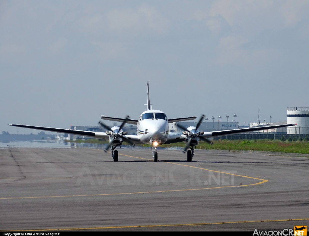 XA-RFH - Beech E90 King Air - Desconocida 