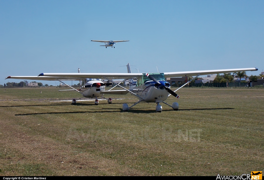 LV-MOW - Cessna 172 Skyhawk - Aeroclub Villa Ocampo