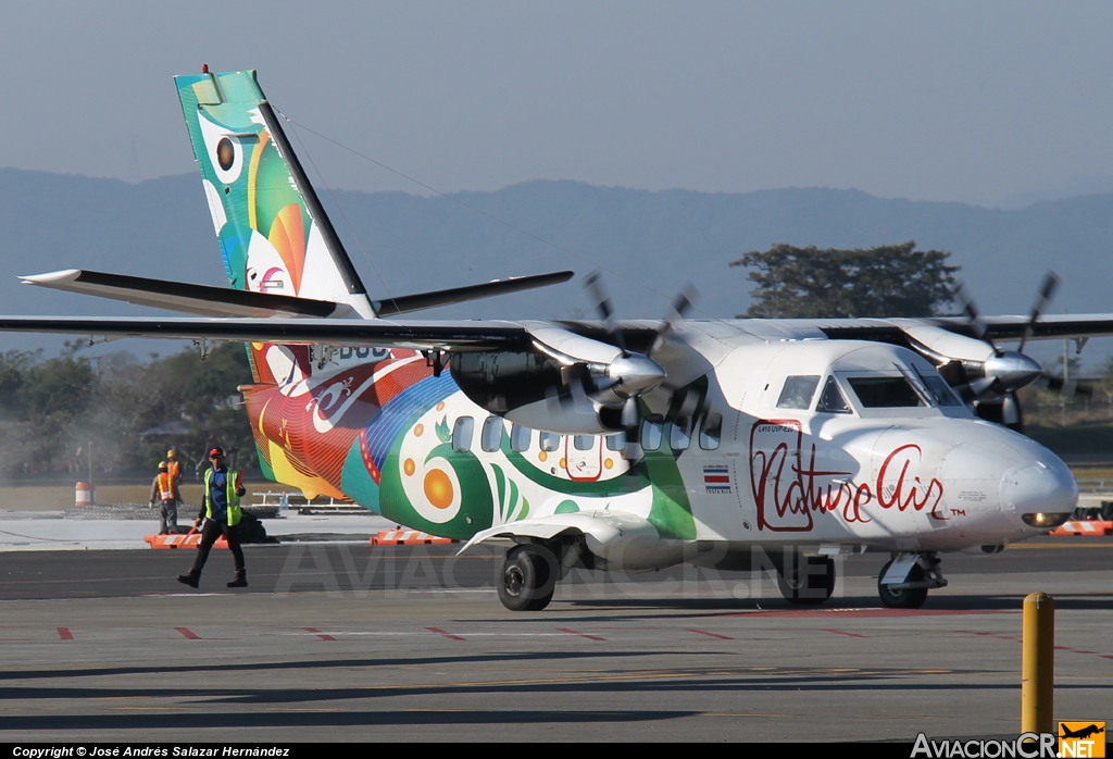 TI-BGO - Let L-410UVP-E20 Turbolet - Nature Air