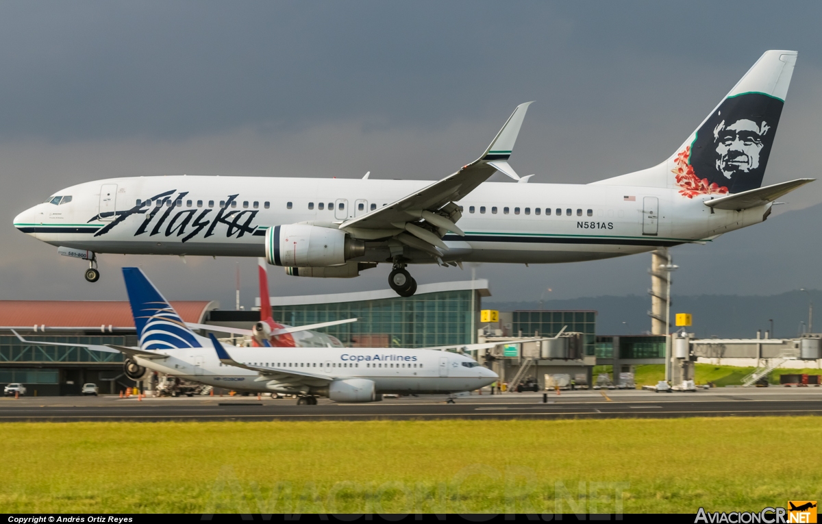 N581AS - Boeing 737-890 - Alaska Airlines