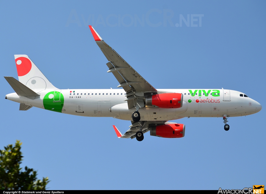 XA-VAK - Airbus A320-232 - Viva Aerobus