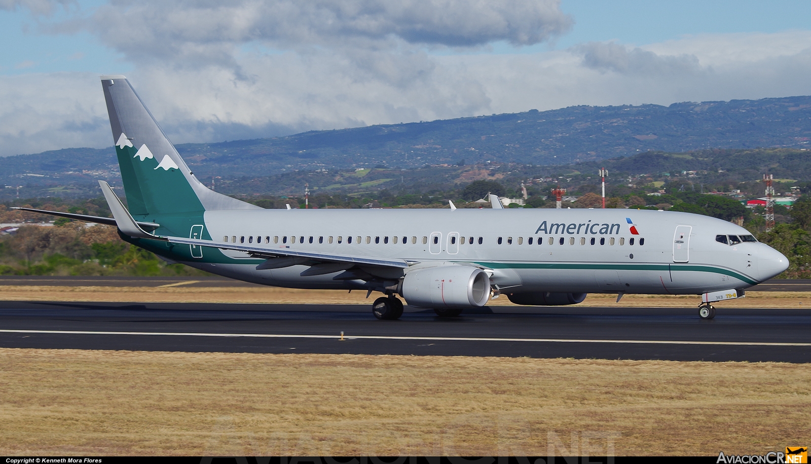 N916NN - Boeing 737-823 - American Airlines