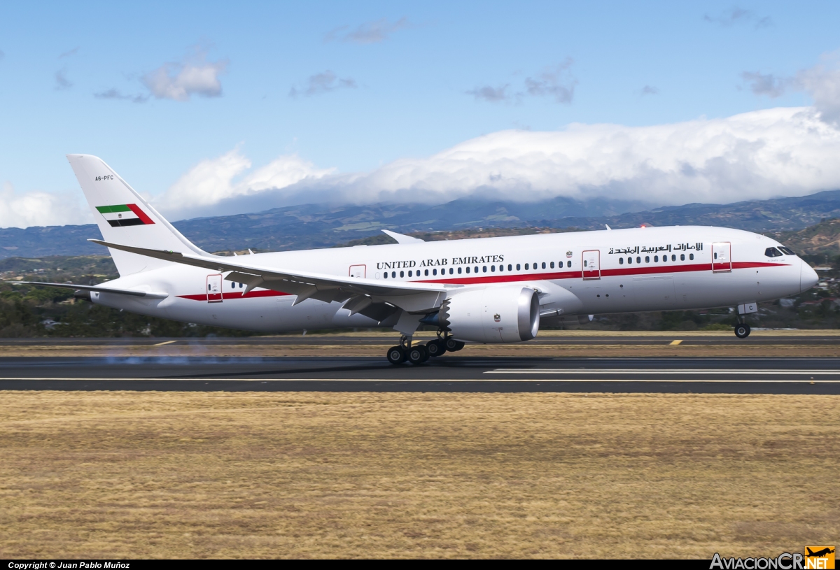 A6-PFC - Boeing 787-8 Dreamliner - United Arab Emirates - Abu Dhabi Amiri Flight