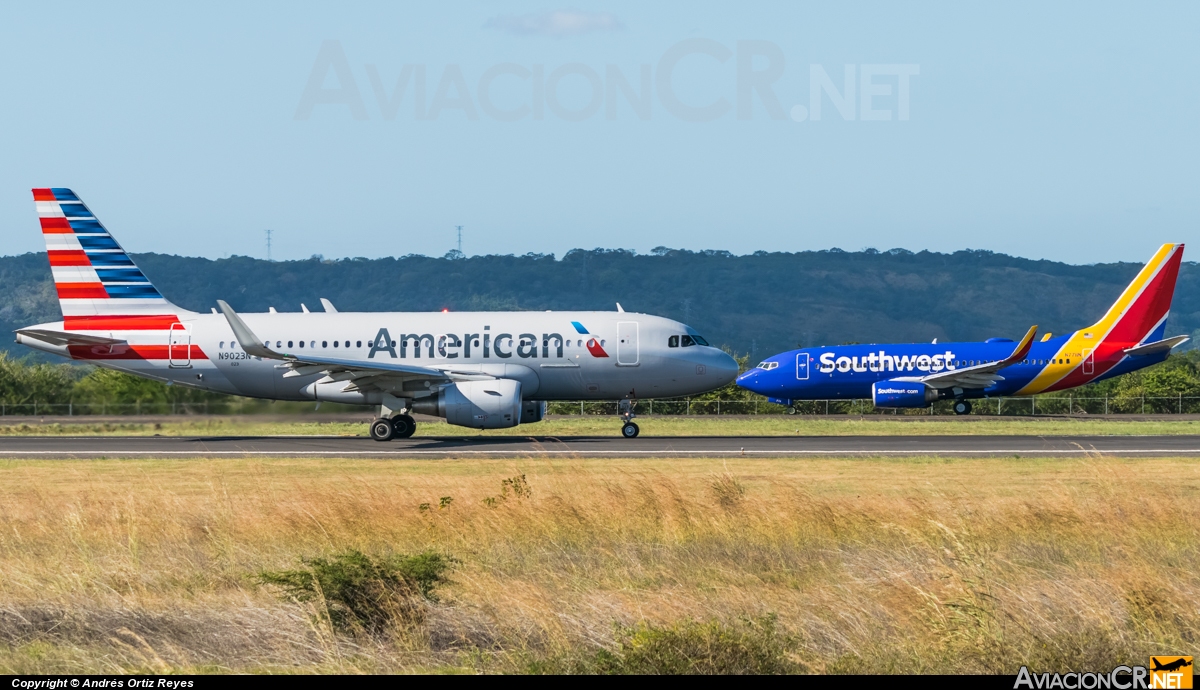 N9023N - Airbus A319-115 - American Airlines