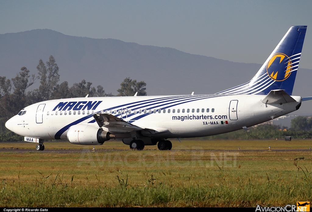 XA-MAA - Boeing 737-377 - Magnicharter