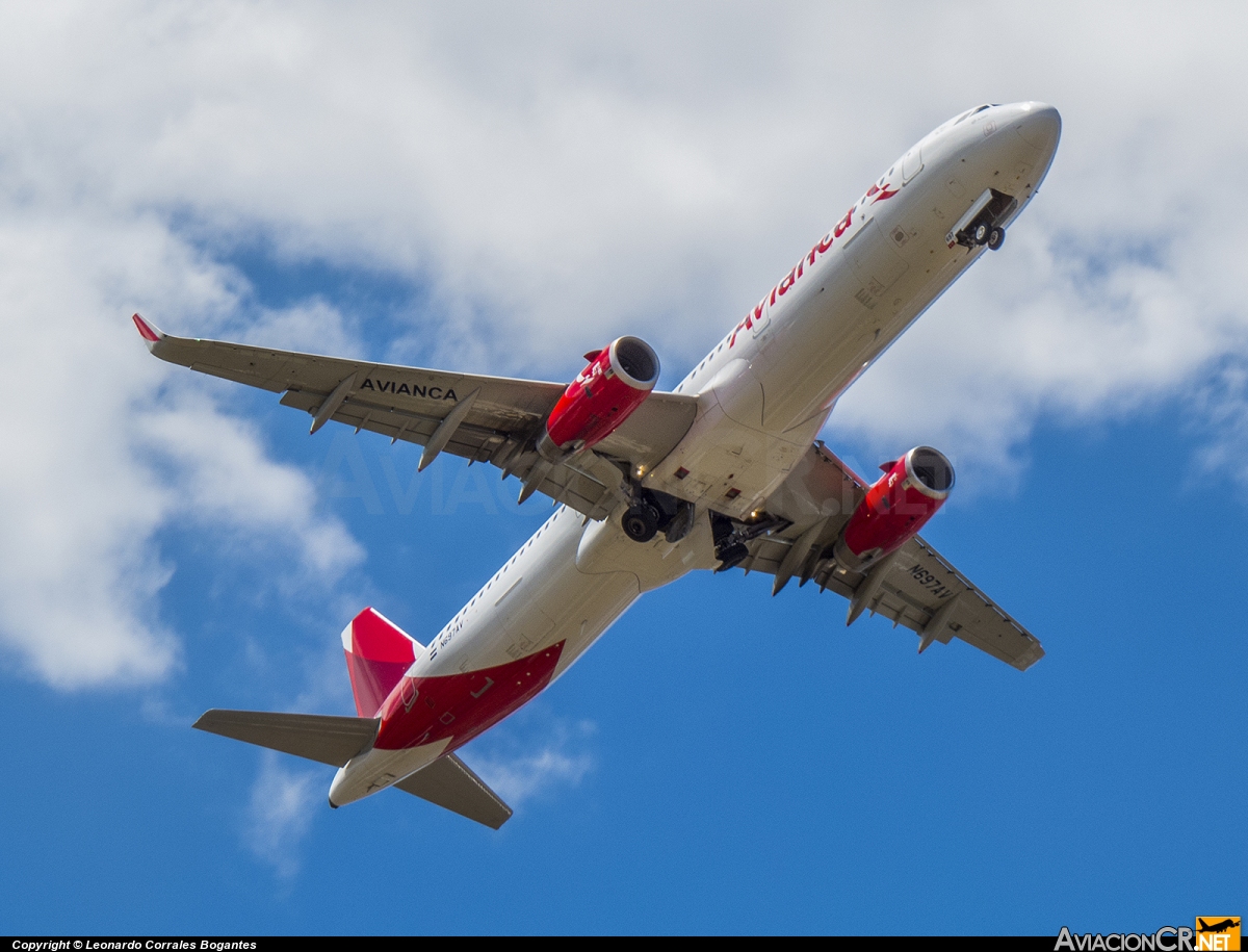 N697AV - Airbus A321-231 - Avianca