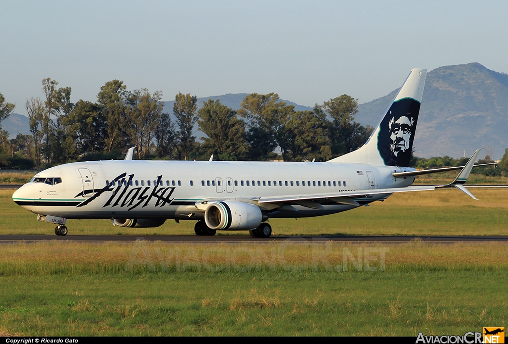 N525AS - Boeing 737-890 - Alaska Airlines