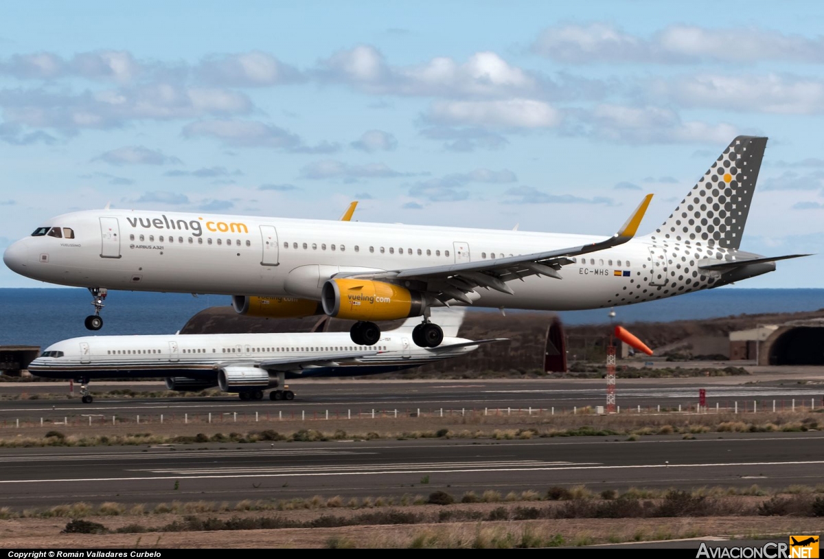 EC-MHS - Airbus A321-231 - Vueling