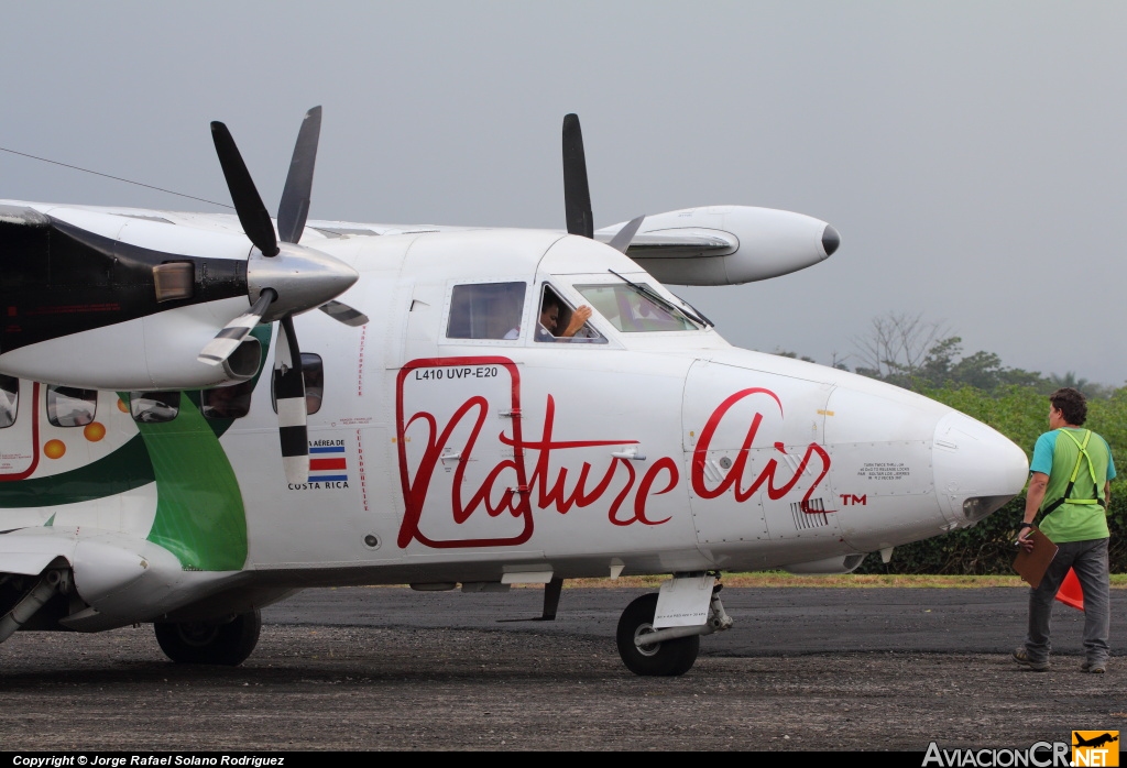 TI-BGO - Let L-410UVP-E20 Turbolet - Nature Air