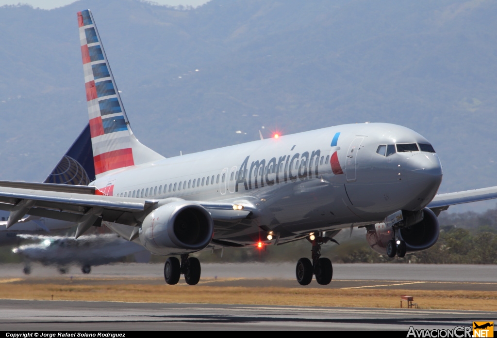 N813NN - Boeing 737-823 - American Airlines