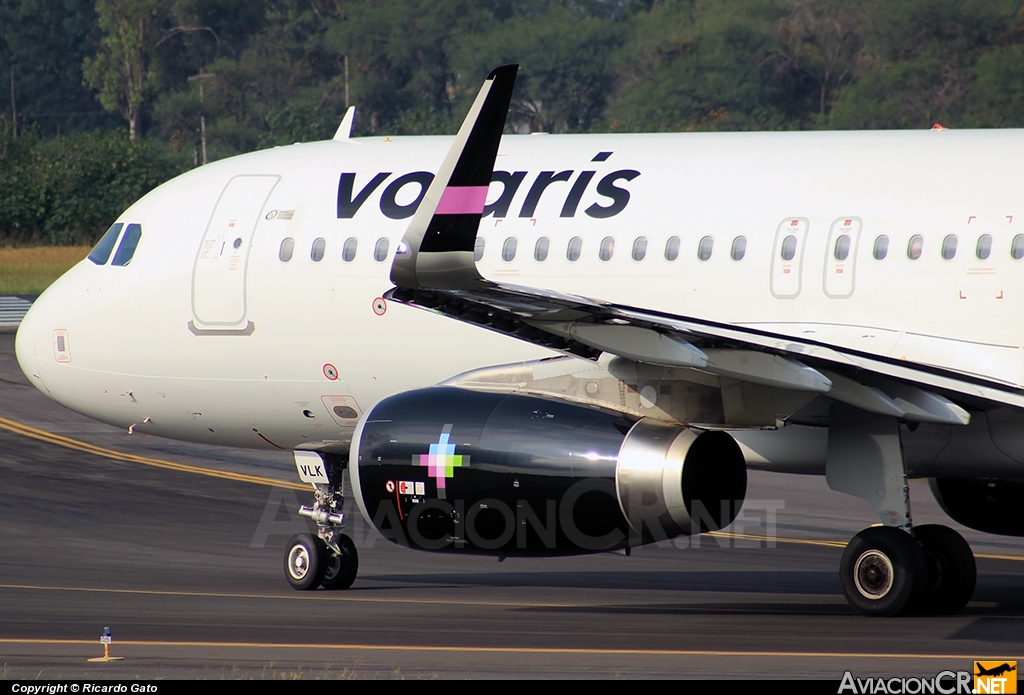 XA-VLK - Airbus A320-232 - Volaris